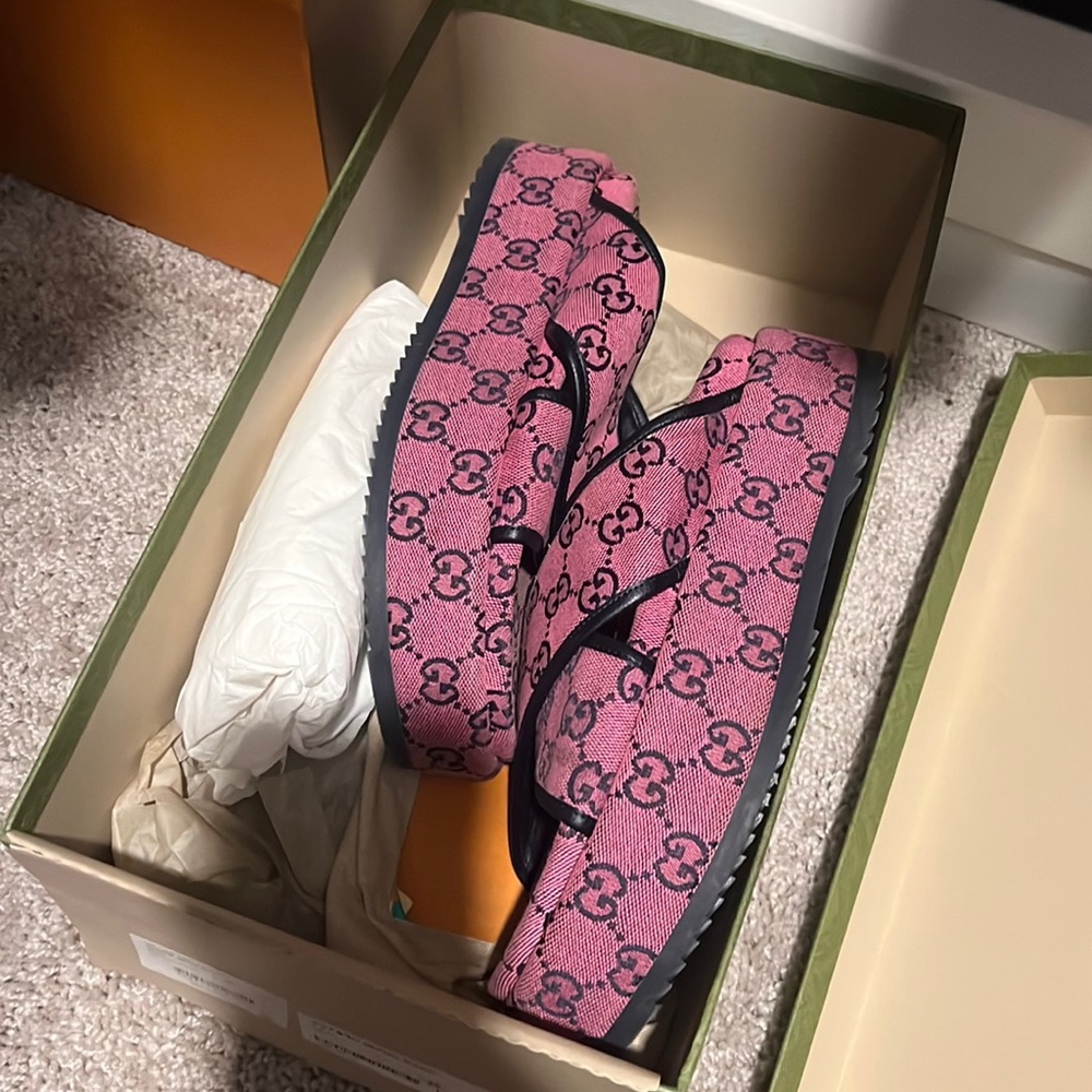 Pink Gucci Clogs